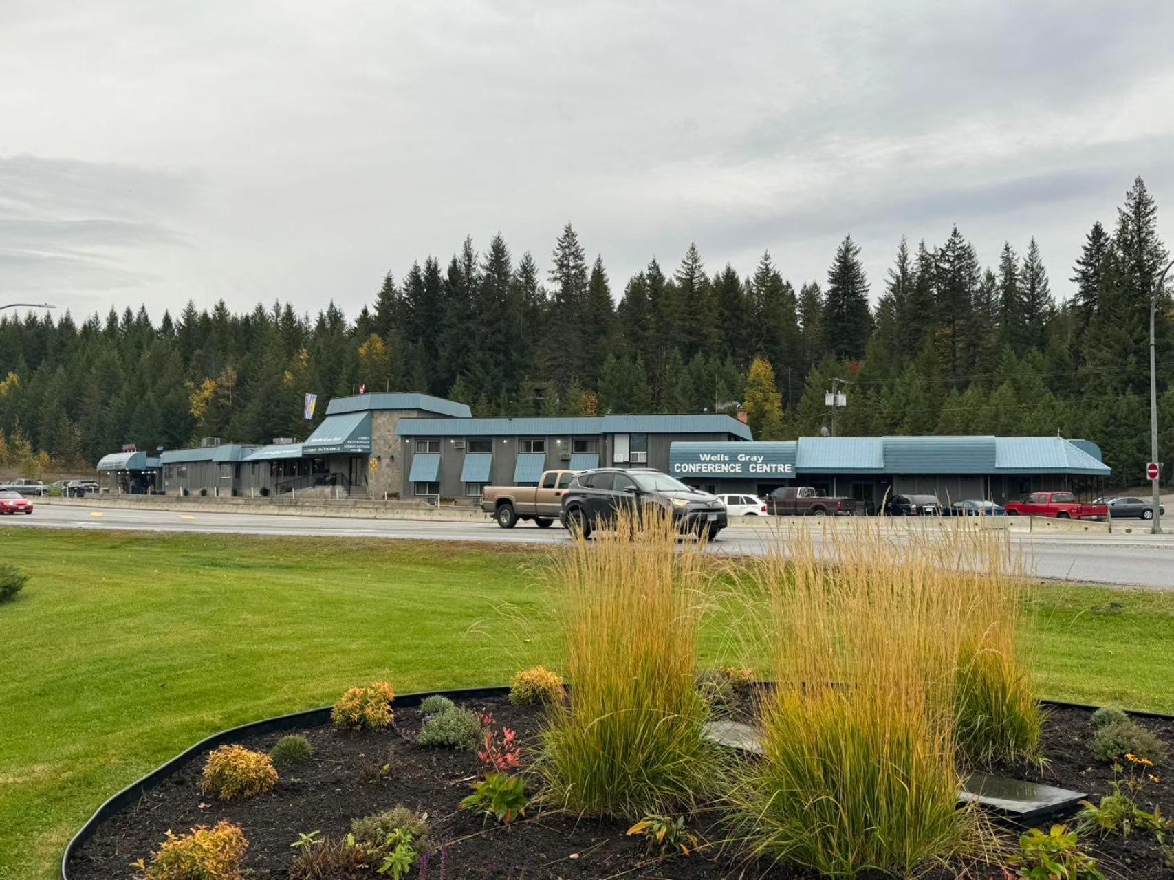 Wells Gray Inn Клируотер Экстерьер фото